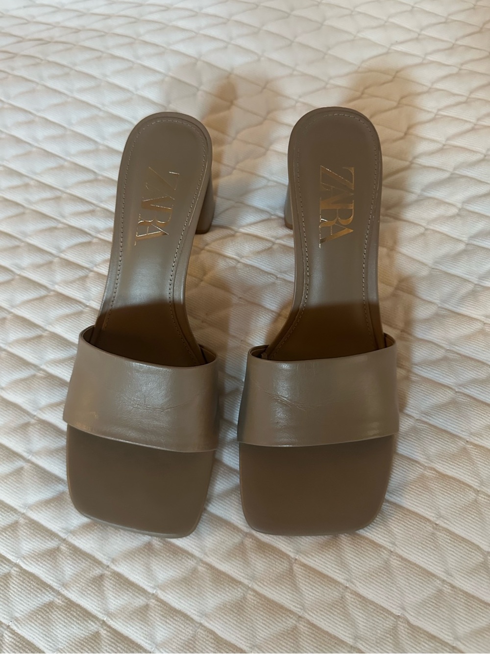 Zara Women’s Taupe Block Heel Mules Size 37